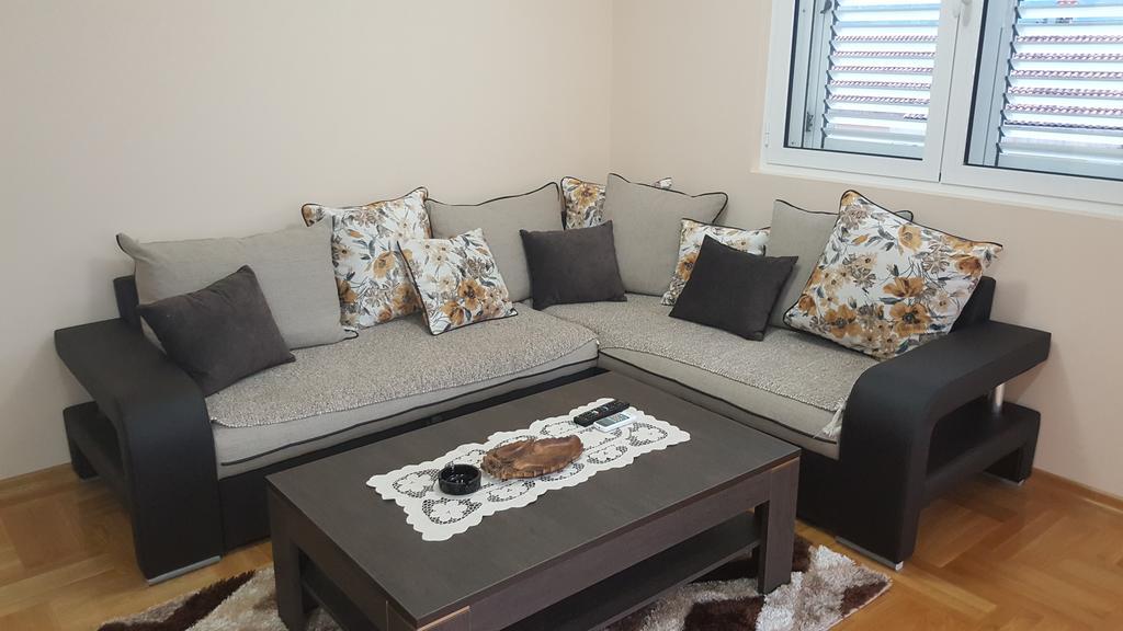 Nikolina Apartments Kotor Ngoại thất bức ảnh